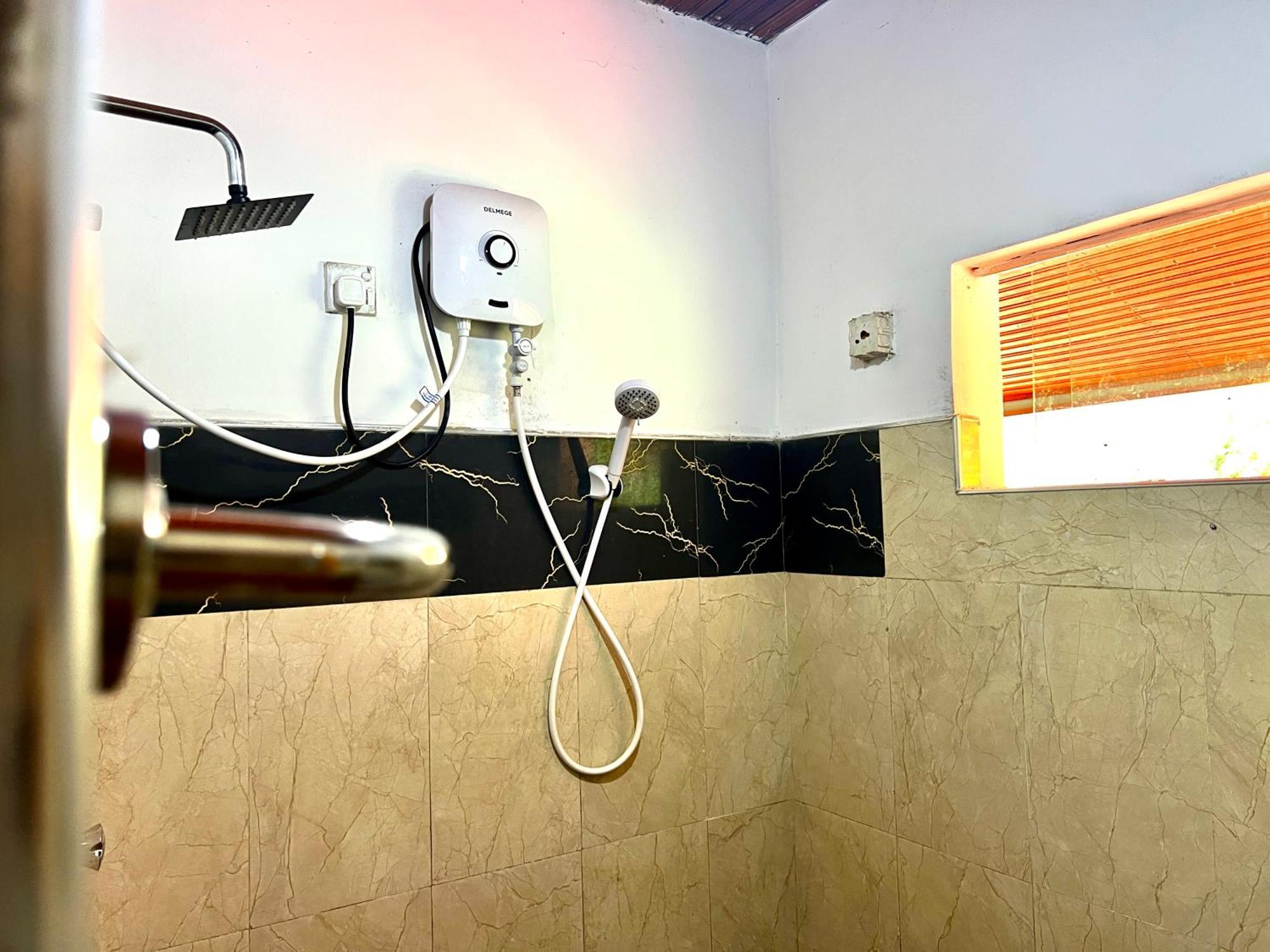 Pineview Lodge エッラ エクステリア 写真